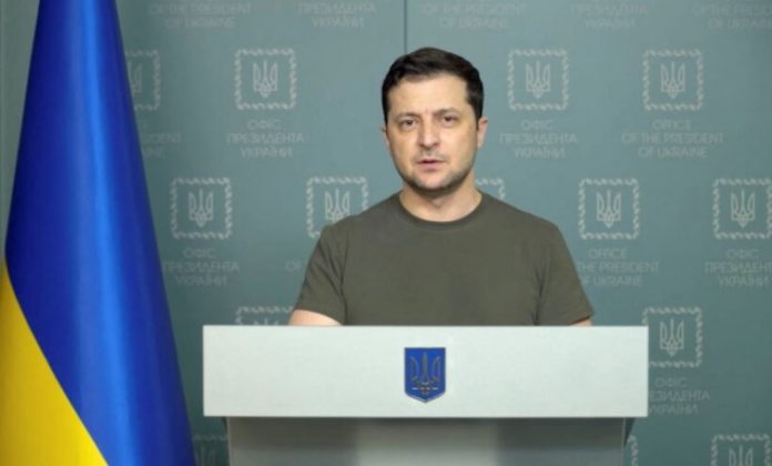 Зеленський підписав закон про заборону російської пропаганди в Україні: що він…