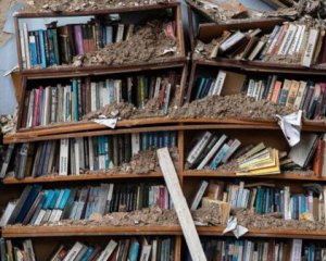 Назвали кількість бібліотек, які знищили російські загарбники