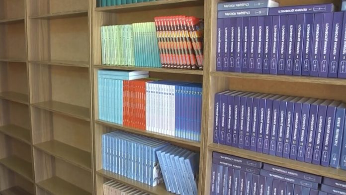 Зі шкільної бібліотеки луцького ліцею забрали російську літературу